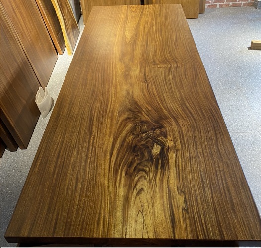 Bàn gỗ Lim Vàng nguyên tấm dài 2m6 phù hợp làm bàn ăn, bàn làm việc, bàn cafe, bàn văn phòng, bàn họp...