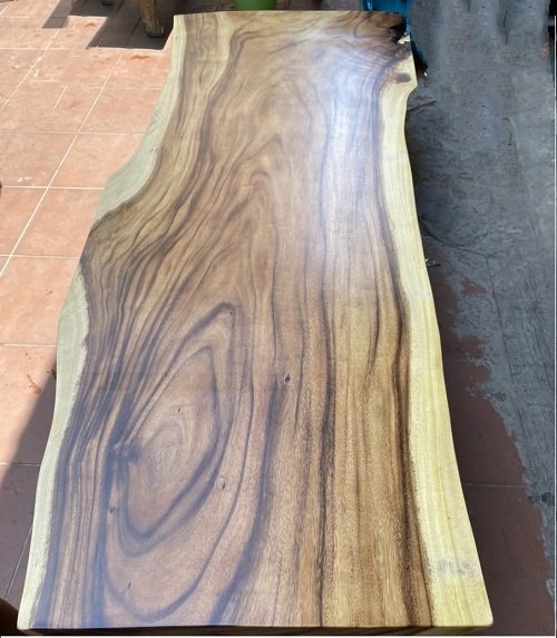 Bàn gỗ me tây nguyên khối kiểu tự nhiên dài 2m3