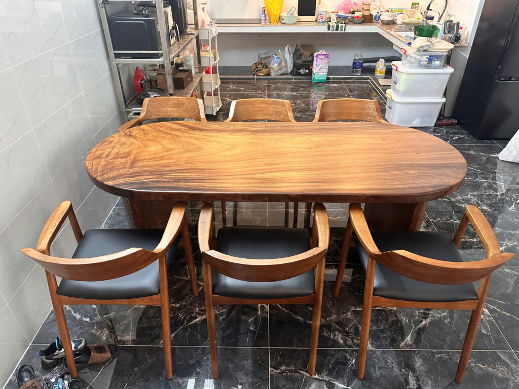 Bộ Bàn Ăn Gỗ Me Tây Nguyên Tấm + 6 Ghế Hirioshima