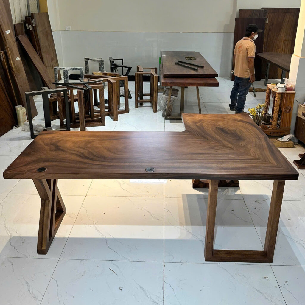 Bàn Làm Việc Gỗ Me Tây Nguyên Tấm Chữ L Cao Cấp