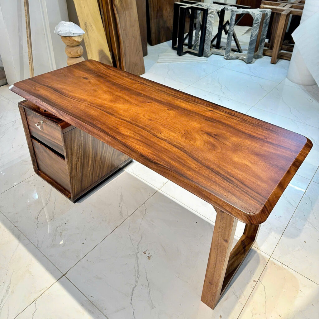 Bàn Làm Việc Gỗ Tự Nhiên Nguyên Tấm Có Tủ Kéo 1600x700mm