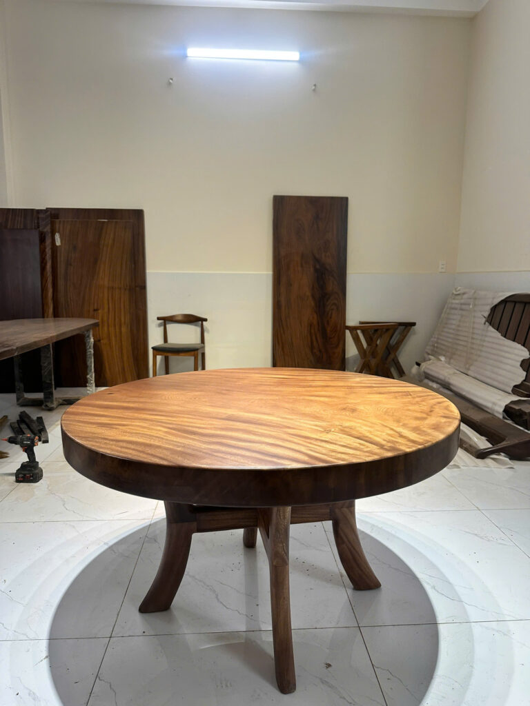 Bàn Tròn Gỗ Tự Nhiên Nguyên Tấm 1m2 - Dày 9cm