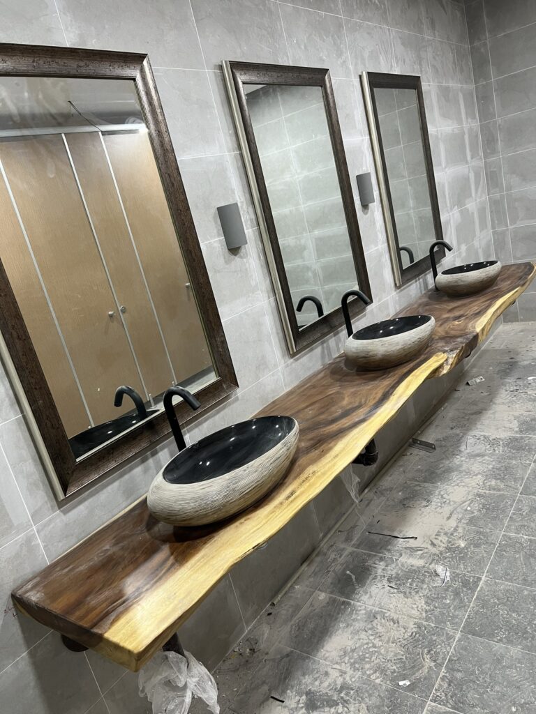 Kệ Lavabo Gỗ Tự Nhiên Me Tây Nguyên Khối 2800mmx500-600mm (2m8x50-60cm)