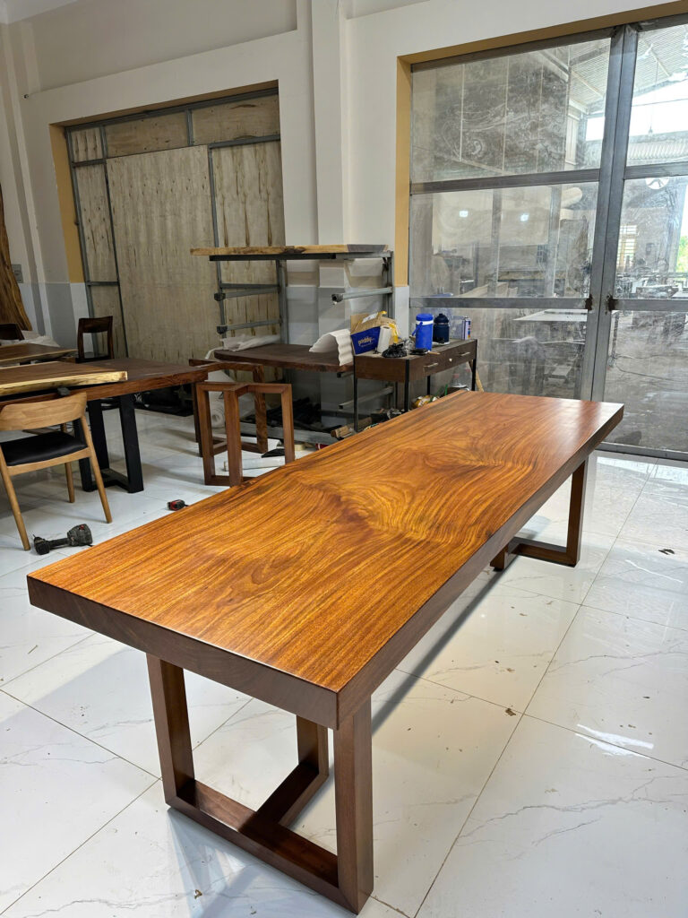 ban-go-lim-vang-okan-2m4-80x7cm