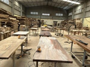 PREMIUM SOLID SAMAN WOOD TABLE MANUFACTURER SEEKING GLOBAL EXPORT PARTNERS